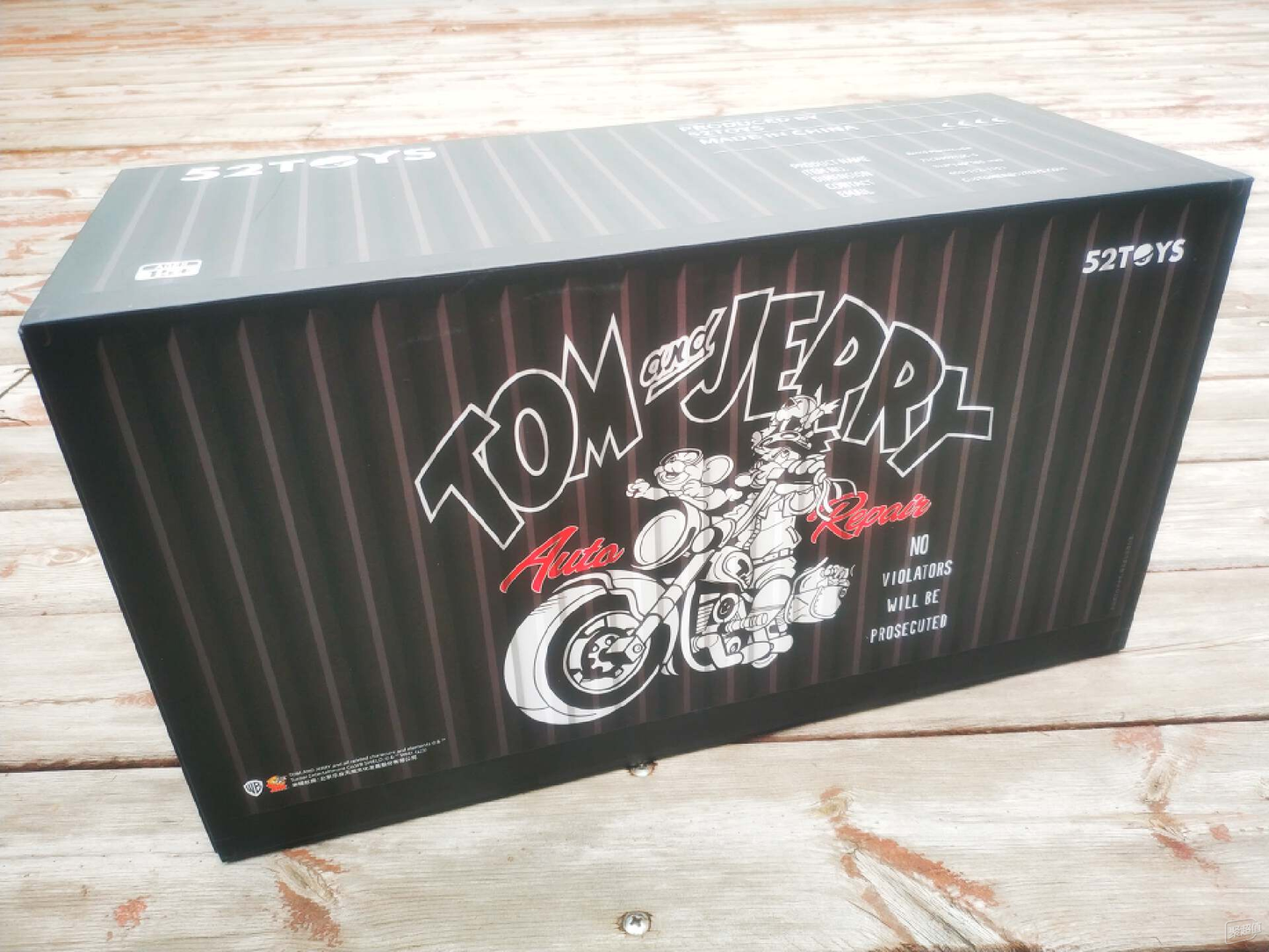 Tom & Jerry Retro Motorcycle figure (52TOYS)