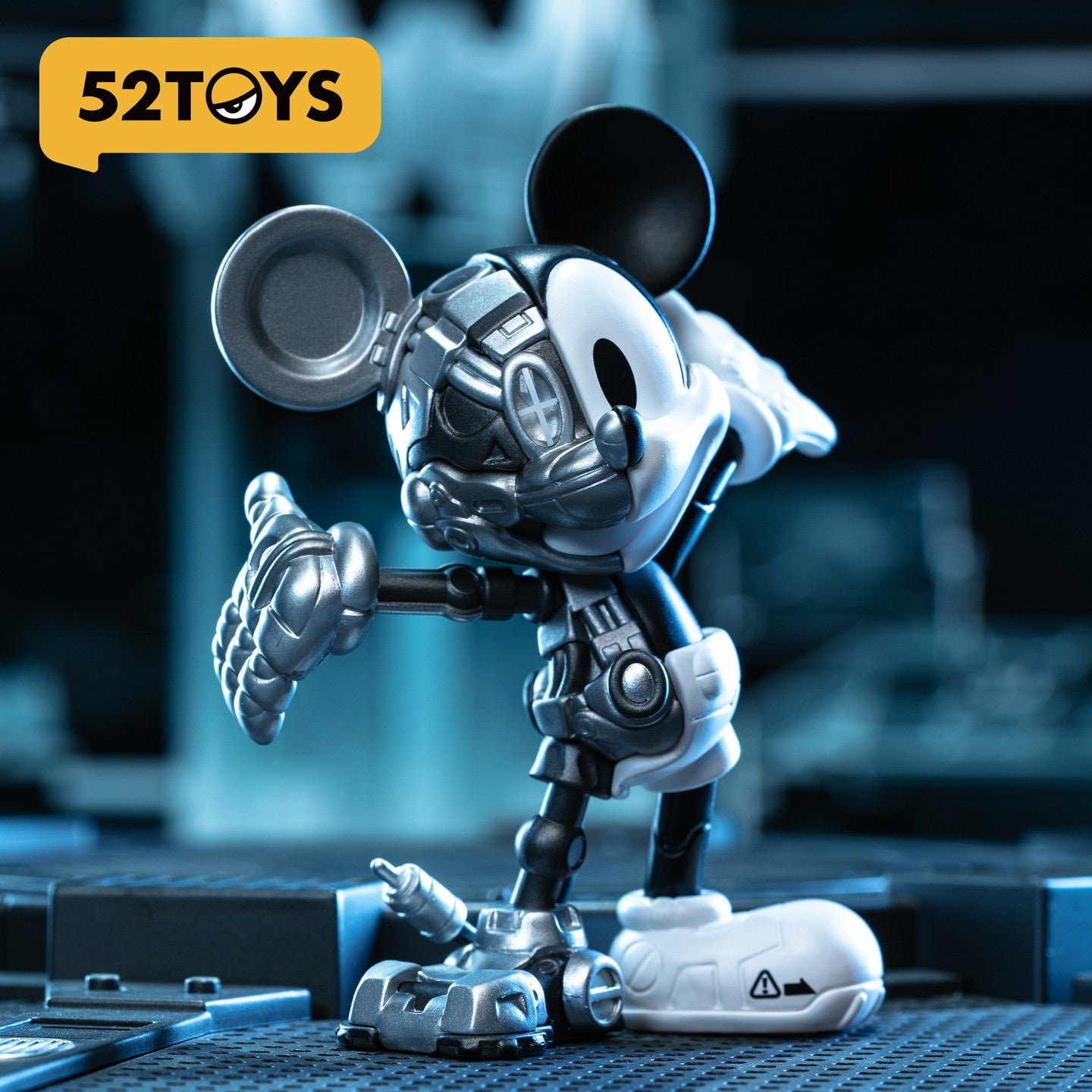 MICKEY & FRIENDS Cyborg series blind box - 52TOYS